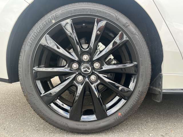 マツダ ＭＡＺＤＡ３　セダン ２．０ ２０Ｓ ブラック セレクション R7年 () 99
