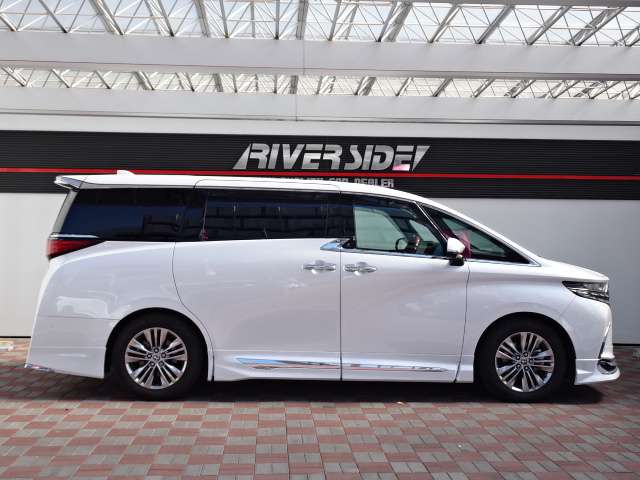 トヨタ アルファード　ハイブリッド ハイブリッド ２．５ Ｚ Ｅ－ＦＯＵＲ ４ＷＤ R6年 (関東) 99