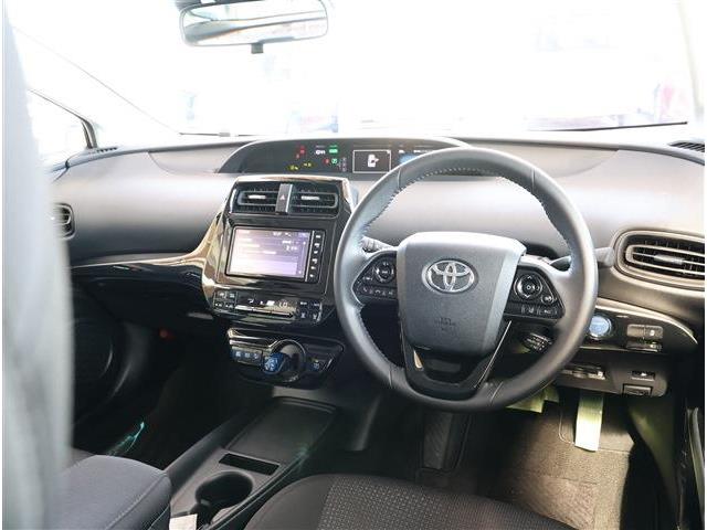 トヨタ プリウス １．８ Ｓ R1年 (東海) 99