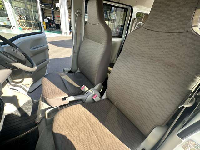 スズキ エブリイ ６６０ ＰＡ リミテッド ハイルーフ ５ＡＧＳ車 ４ＷＤ H28年 () 99