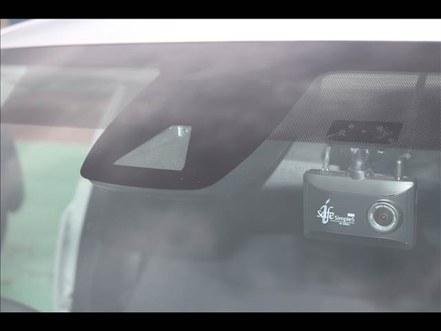 トヨタ カローラ　ツーリング ＨＹＢＲＩＤ Ｓ R4年 (関東) 99