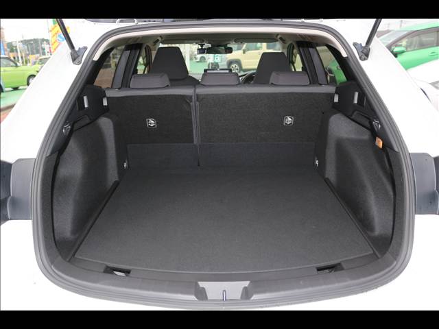 トヨタ カローラ　ツーリング ＨＹＢＲＩＤ Ｓ R4年 (関東) 99