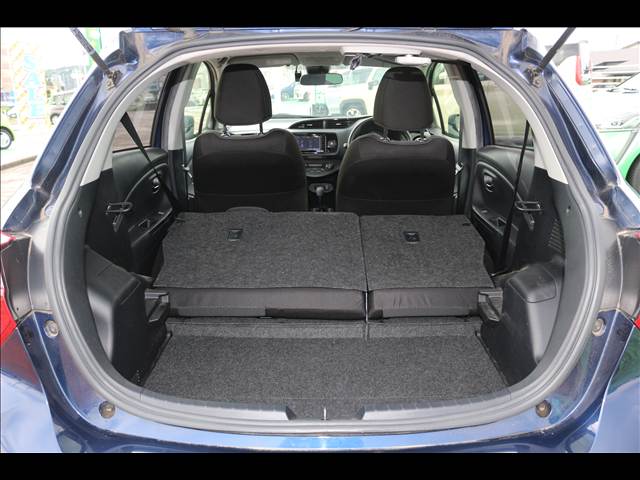 トヨタ ヴィッツ ＨＹＢＲＩＤ Ｆ ＳＡＦＥＴＹ ＥＤＩＴＩＯＮ ＩＩＩ R1年 (関東) 99