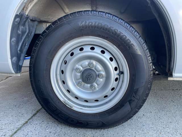トヨタ タウンエースバン トヨタモビリティ R2年 (関東) 99