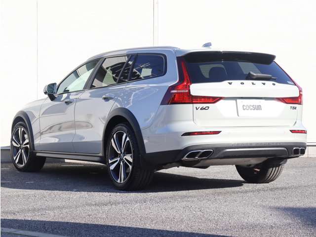 ボルボ Ｖ６０クロスカントリー Ｔ５ ＡＷＤ プロ ４ＷＤ R1年 (関東) 99