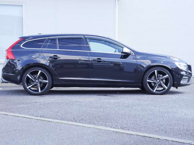 ボルボ Ｖ６０ Ｔ６ ＡＷＤ Ｒデザイン ４ＷＤ H26年 (関東) 99