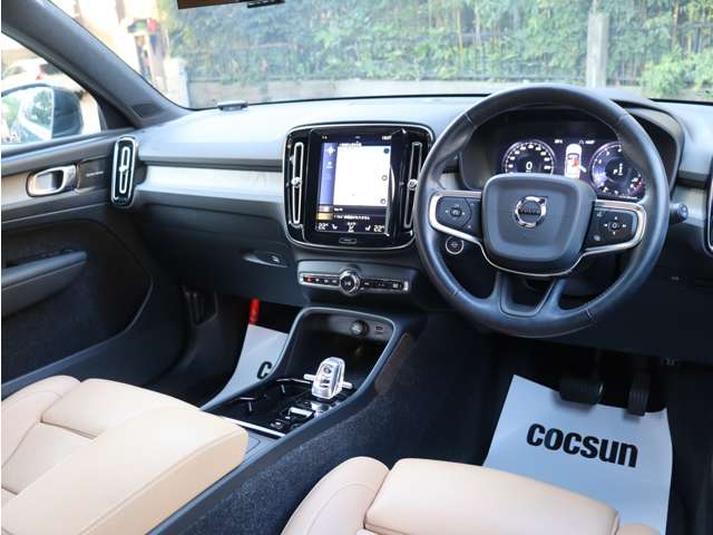 ボルボ ＸＣ４０ Ｔ５ ＡＷＤ インスクリプション ４ＷＤ R2年 (関東) 99