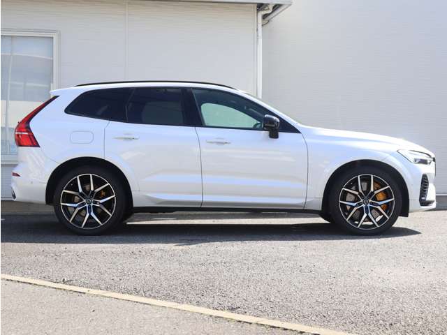 ボルボ ＸＣ６０ Ｔ８ ポールスター エンジニアード ４ＷＤ R3年 (関東) 99