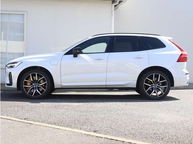 ボルボ ＸＣ６０ Ｔ８ ポールスター エンジニアード ４ＷＤ R3年 (関東) 99