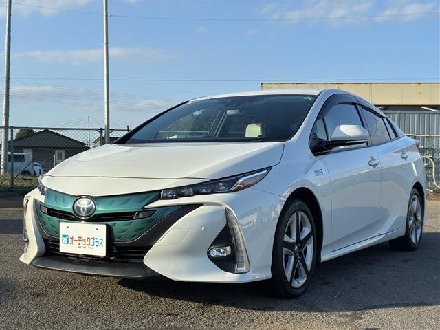 トヨタ プリウスＰＨＶ １．８ Ａ プレミアム H29年 (関東) 99