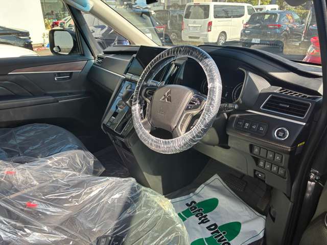 三菱 デリカ　Ｄ：５ ２．２ ジャスパー ディーゼルターボ ４ＷＤ R5年 (甲信越・北陸) 99