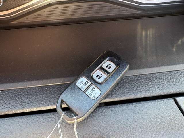 ホンダ Ｎ　ＢＯＸ カスタム ６６０ Ｇ Ｌ ホンダセンシング H30年 () 99