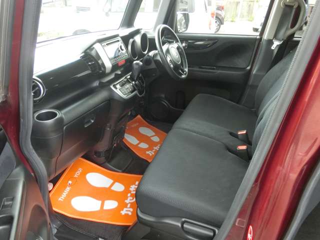 ホンダ Ｎ　ＢＯＸ ６６０ カスタムＧ ＳＳパッケージ H25年 (東海) 99