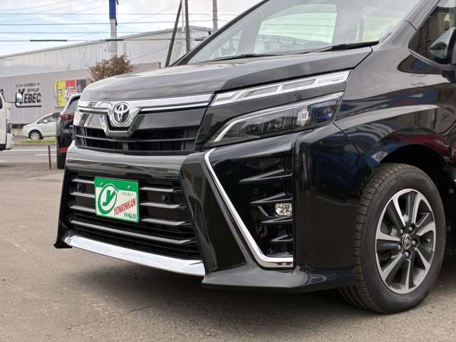 トヨタ ヴォクシー ２．０ ＺＳ 煌ＩＩＩ ４ＷＤ R3年 (北海道) 99