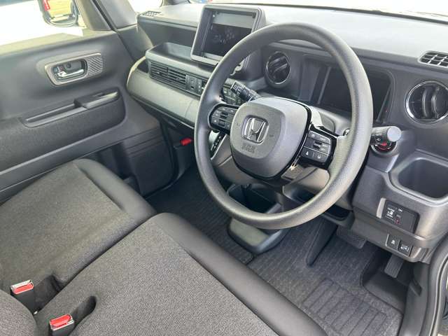 ホンダ Ｎ　ＢＯＸ カスタム ６６０ R6年 (九州・沖縄) 99