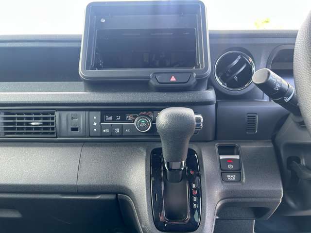 ホンダ Ｎ　ＢＯＸ カスタム ６６０ R6年 (九州・沖縄) 99
