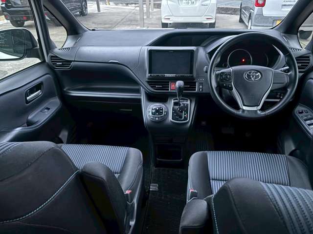 トヨタ ノア ２．０ ＳＩ ４ＷＤ H27年 (甲信越・北陸) 99