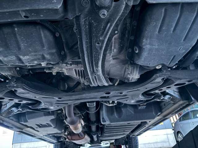 トヨタ ノア ２．０ ＳＩ ４ＷＤ H27年 (甲信越・北陸) 99