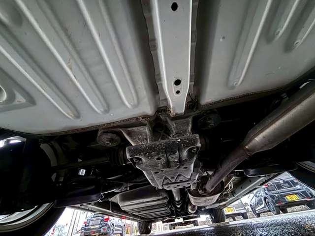 トヨタ ノア ２．０ ＳＩ ４ＷＤ H27年 (甲信越・北陸) 99