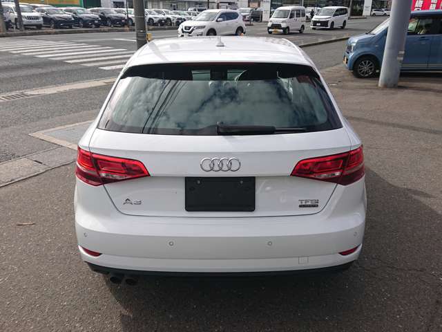 アウディ Ａ３　スポーツバック ２．０ ＴＦＳＩ クワトロ ４ＷＤ H30年 (東北) 99