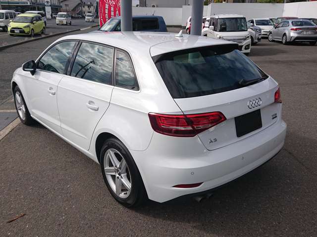 アウディ Ａ３　スポーツバック ２．０ ＴＦＳＩ クワトロ ４ＷＤ H30年 (東北) 99
