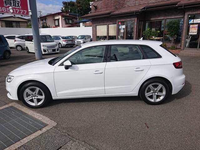 アウディ Ａ３　スポーツバック ２．０ ＴＦＳＩ クワトロ ４ＷＤ H30年 (東北) 99