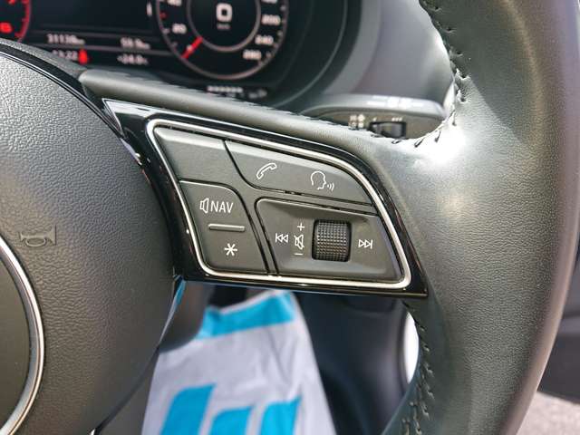 アウディ Ａ３　スポーツバック ２．０ ＴＦＳＩ クワトロ ４ＷＤ H30年 (東北) 99