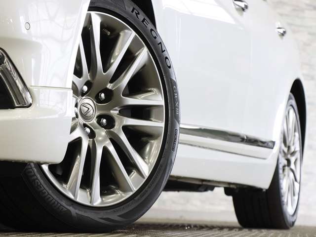 レクサス ＬＳハイブリッド ６００Ｈ バージョンＬ ４ＷＤ H25年 (関東) 99