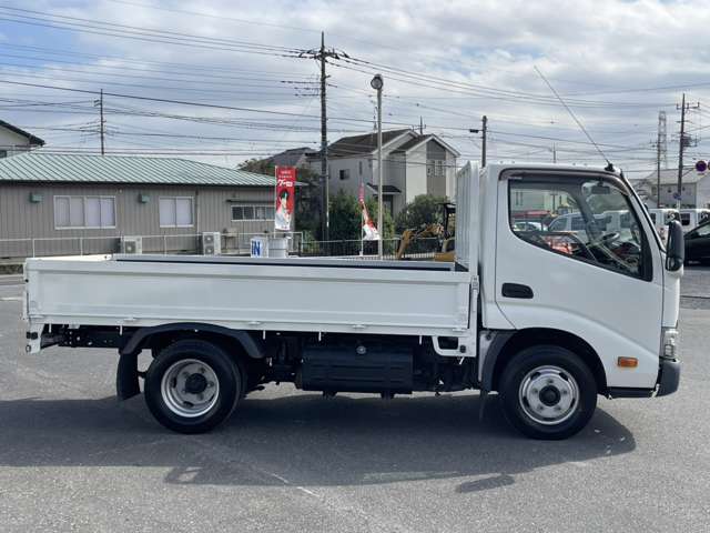 日野自動車 デュトロ ２Ｔ H29年 (関東) 99