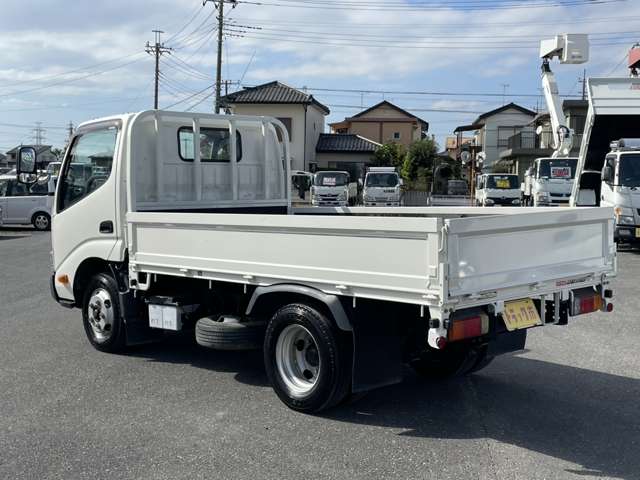 日野自動車 デュトロ ２Ｔ H29年 (関東) 99
