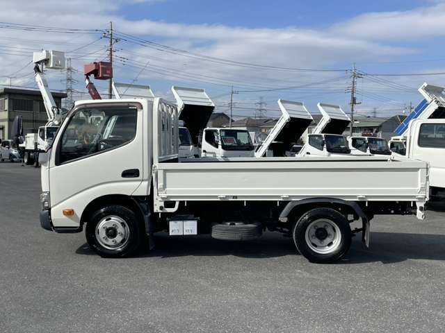 日野自動車 デュトロ ２Ｔ H29年 (関東) 99
