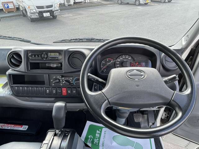 日野自動車 デュトロ ２Ｔ H29年 (関東) 99