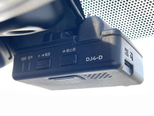 日産 ノート １．２ Ｅ－ＰＯＷＥＲ ＡＵＴＥＣＨ H30年 (近畿) 99
