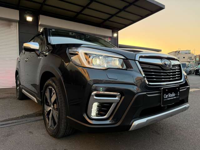 スバル フォレスター　ハイブリッド ２．０ アドバンス ４ＷＤ H30年 (近畿) 99