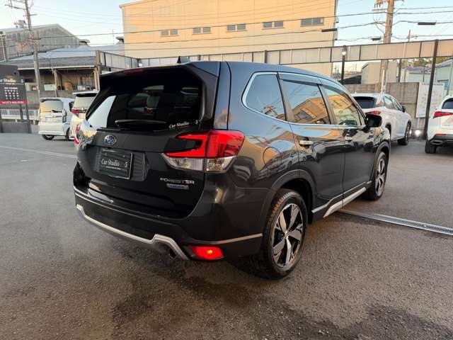 スバル フォレスター　ハイブリッド ２．０ アドバンス ４ＷＤ H30年 (近畿) 99