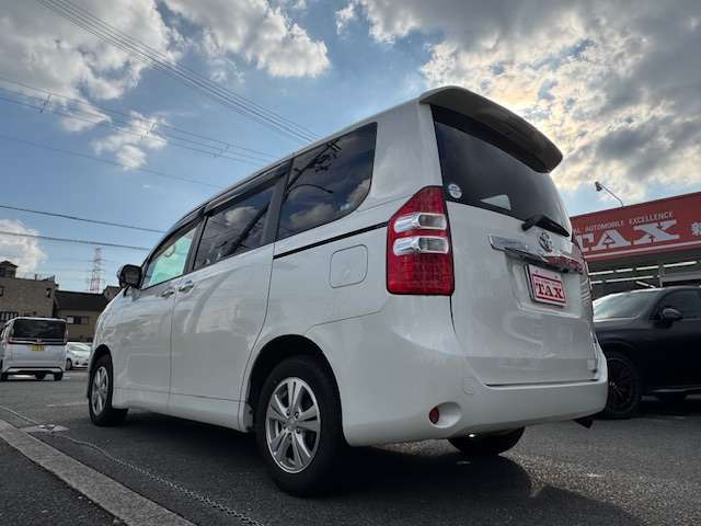 トヨタ ノア ２．０ Ｘ スマートエディション H23年 (近畿) 99