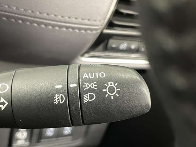 日産 セレナ １．２ Ｅ－ＰＯＷＥＲ ハイウェイスター Ｖ R3年 (近畿) 99