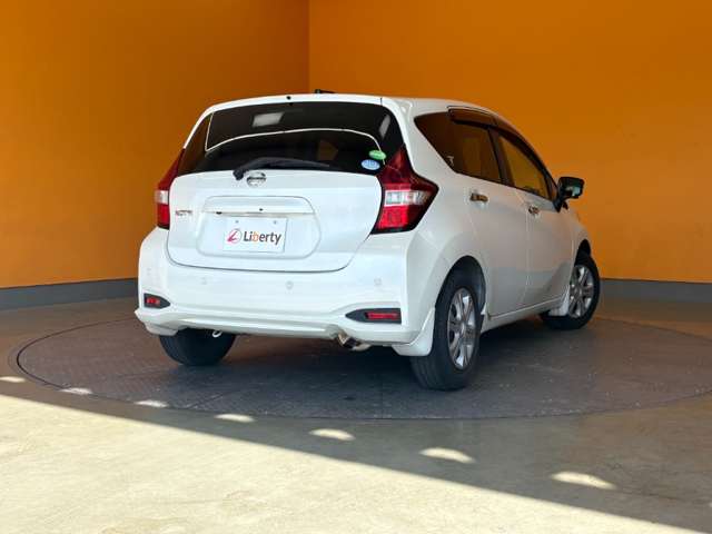 日産 ノート １．２ Ｘ H29年 (近畿) 99