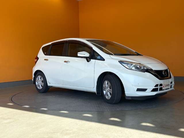 日産 ノート １．２ Ｘ H29年 (近畿) 99