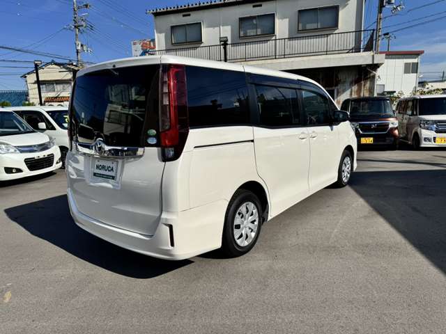 トヨタ ノア ２．０ Ｘ ディライト プラス H27年 (近畿) 99