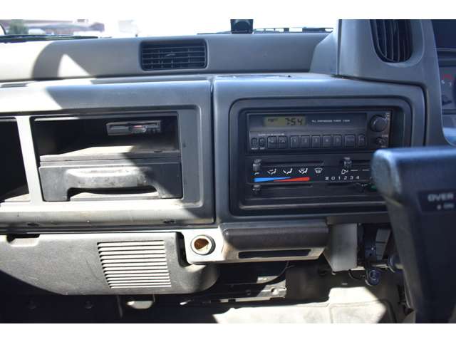 日産 アトラス ２．０ ロング スーパーロー ＤＸ H17年 (近畿) 99