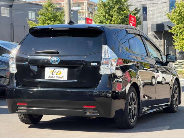 トヨタ プリウスΑ １．８ Ｓ H25年 (近畿) 99
