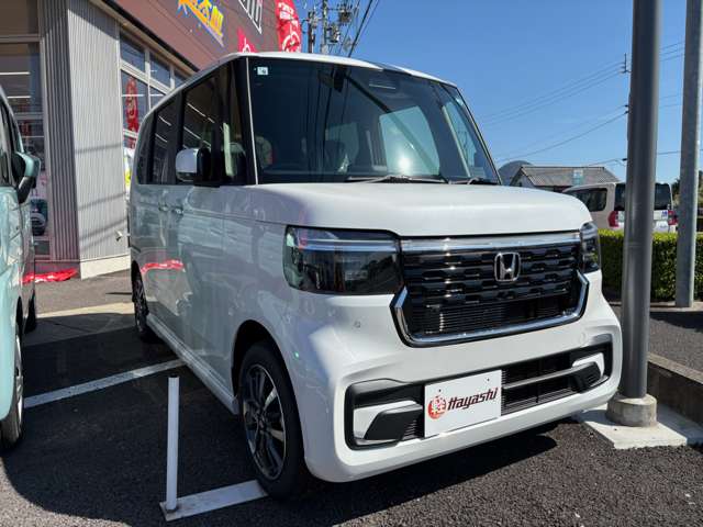 ホンダ Ｎ　ＢＯＸ カスタム ６６０ R8年 (四国) 99