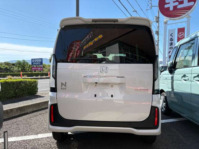 ホンダ Ｎ　ＢＯＸ カスタム ６６０ R8年 (四国) 99
