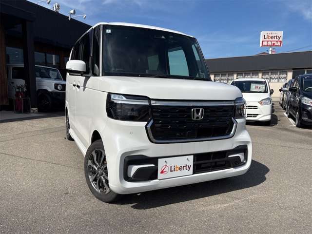 ホンダ Ｎ　ＢＯＸ カスタム ６６０ R6年 () 99