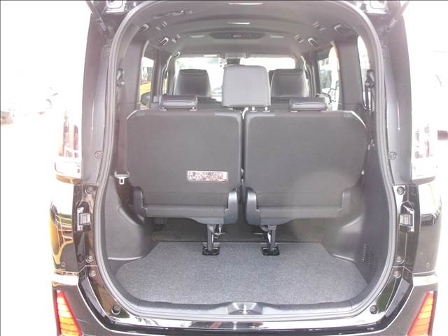 トヨタ ノア ２．０ ＳＩ ＷＸＢＩＩ R1年 (関東) 99