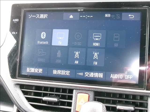 トヨタ ヴォクシー ２．０ ＺＳ 煌ＩＩ R1年 (関東) 99
