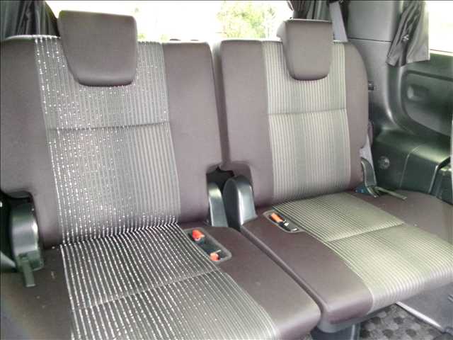 トヨタ ヴォクシー ２．０ ＺＳ 煌ＩＩ R1年 (関東) 99