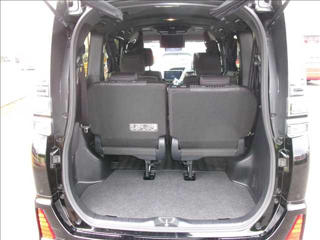 トヨタ ヴォクシー ２．０ ＺＳ 煌ＩＩ R1年 (関東) 99