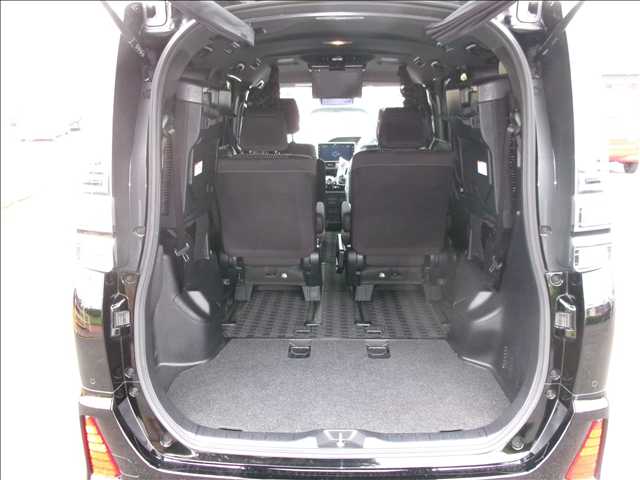 トヨタ ヴォクシー ２．０ ＺＳ 煌ＩＩ R1年 (関東) 99